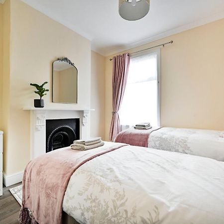 A Two Bedroom A Stride Away From Meridian Greenwich London Kültér fotó