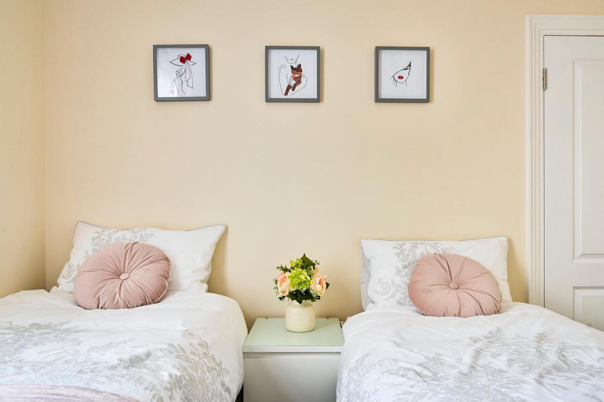 A Two Bedroom A Stride Away From Meridian Greenwich London Kültér fotó